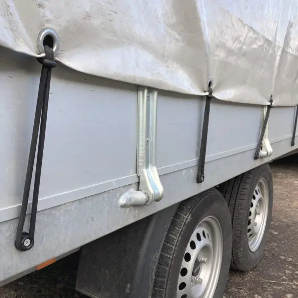 Oval rubber elastic tensionner holding trailer cover or tarpaulins